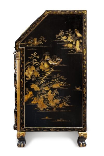 A Chinese Export Lacquer Bureau – final photos (5)