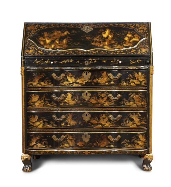 A Chinese Export Lacquer Bureau – final photos (6)