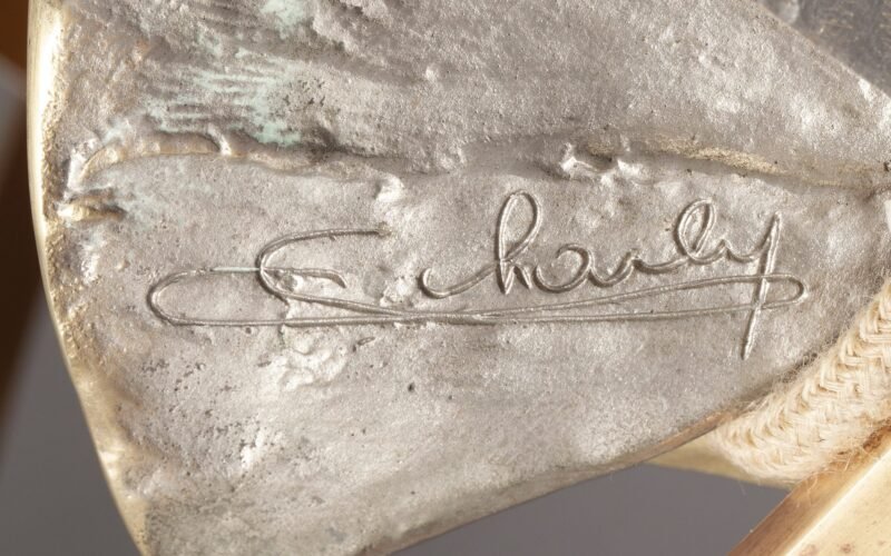 Maison Charles signature