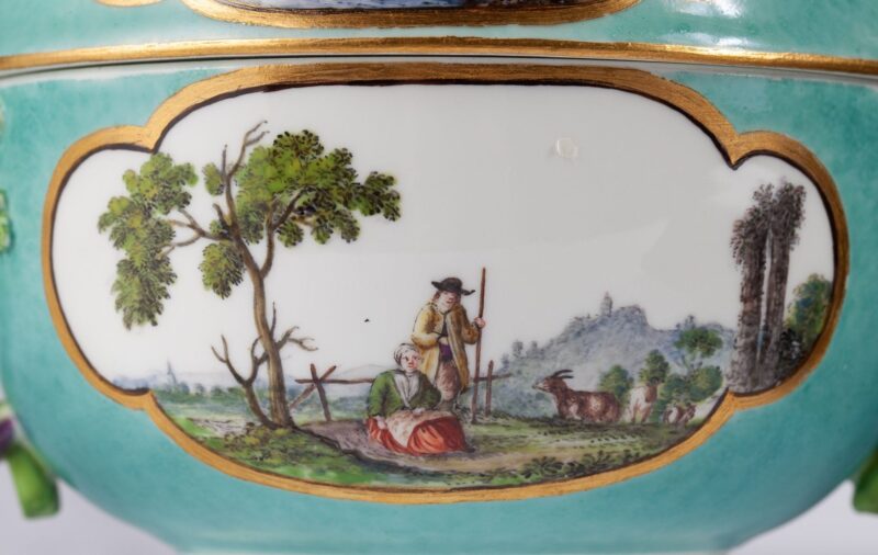 Meissen terrine detail 2