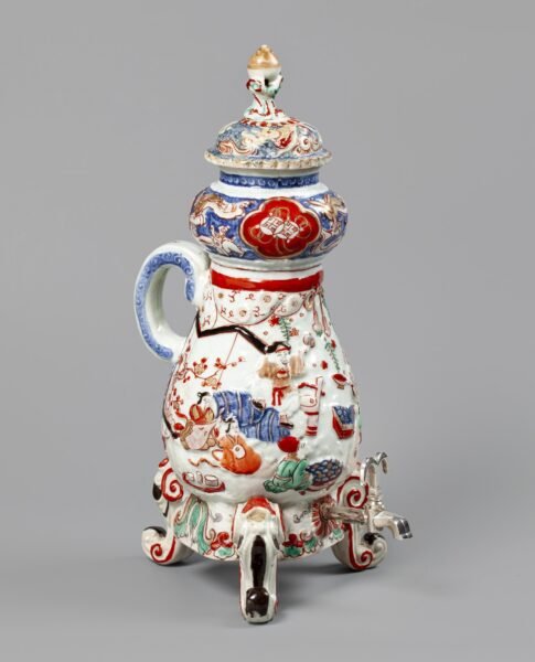 Japanese Imari coffee pot II