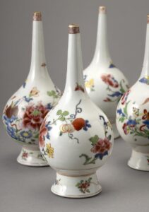 Chinese rose sprinklers Qianlong detail