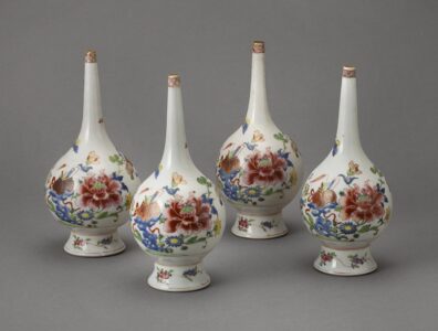 set of four Chinese rose sprinklers Qianlong