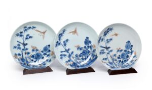 Three blue and white Chinese plates